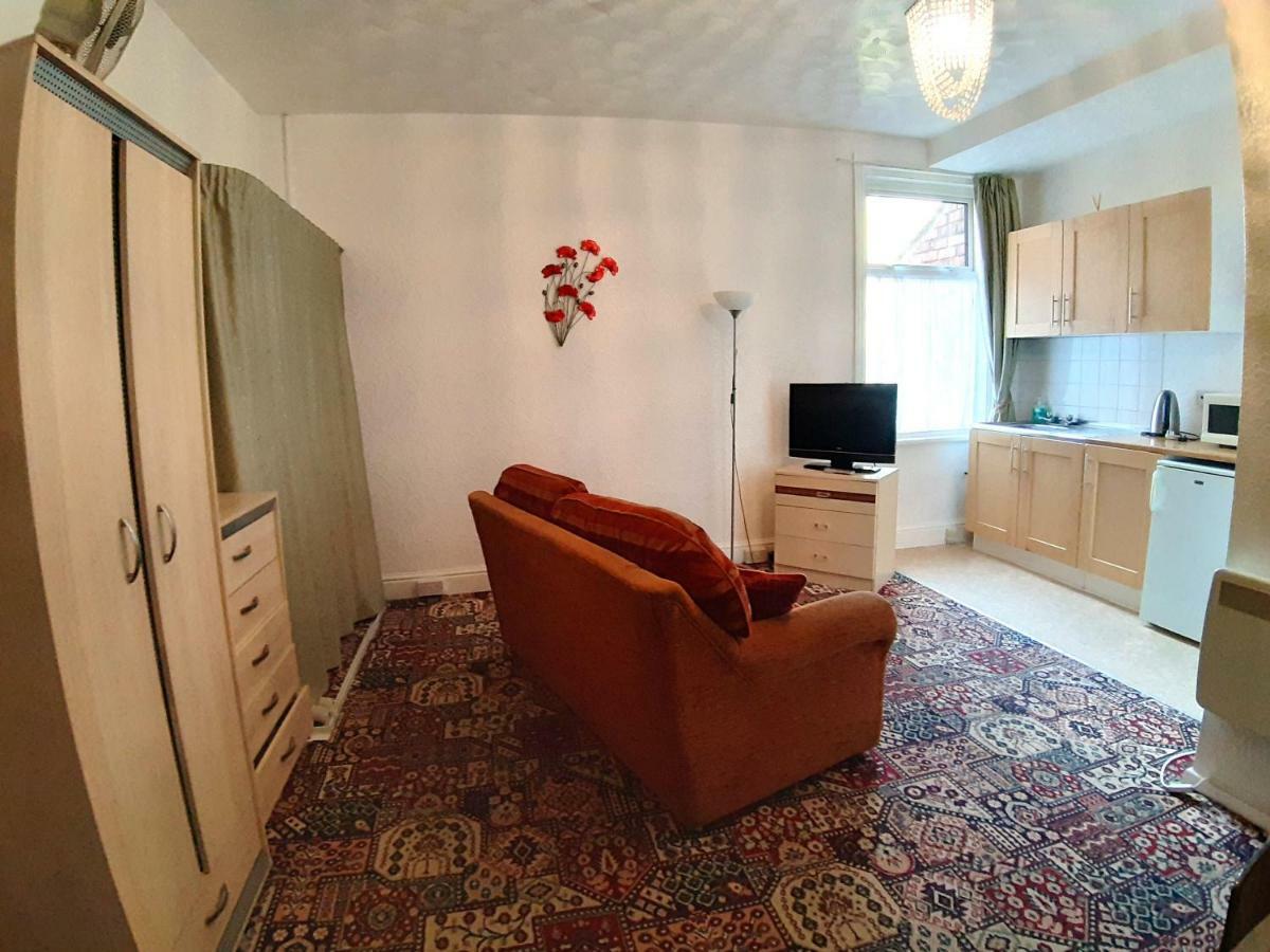 Rosemede Holiday Flats Blackpool Bagian luar foto